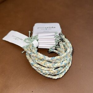 NEW WITH TAGS pura vida braided bracelet wholesale pack $150 tan/white/blues
